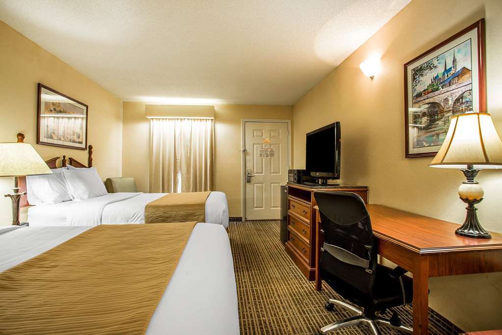 Quality Inn Cheraw Room photo