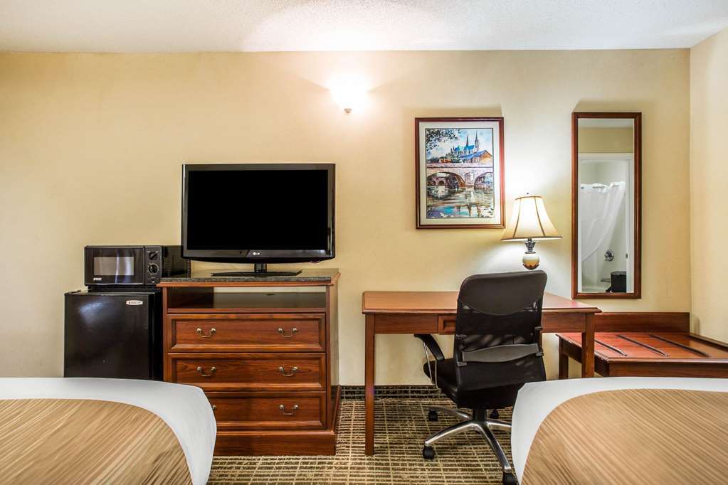 Quality Inn Cheraw Room photo